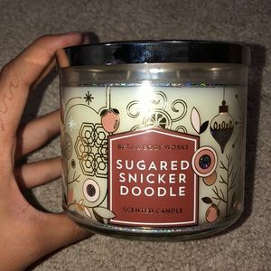 NEVER USED BATH AND BODY WORKS CANDLE
